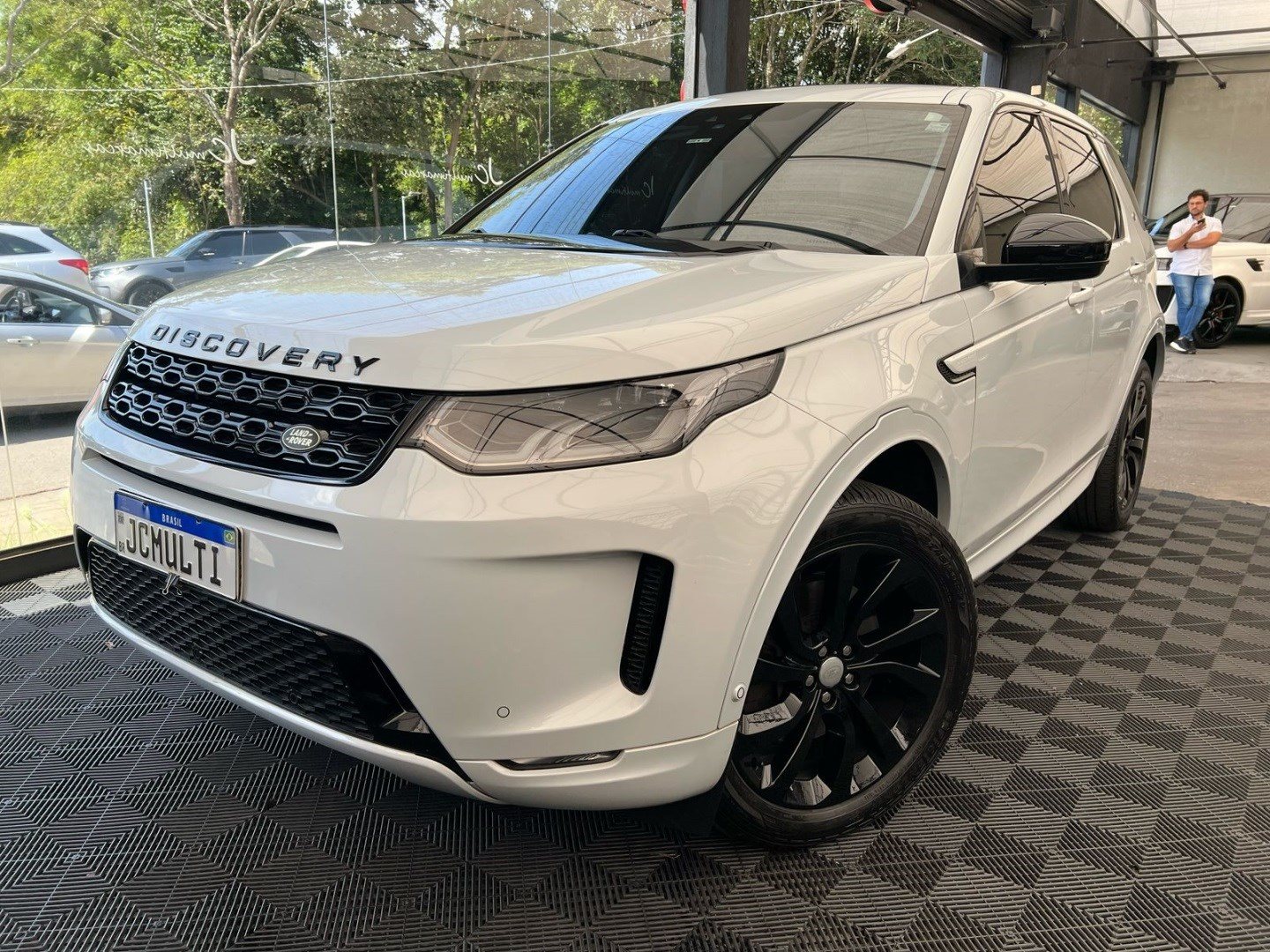 LAND ROVER DISCOVERY SPORT
