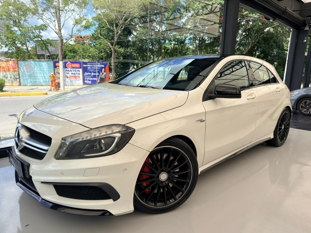 MERCEDES-BENZ A 45 AMG