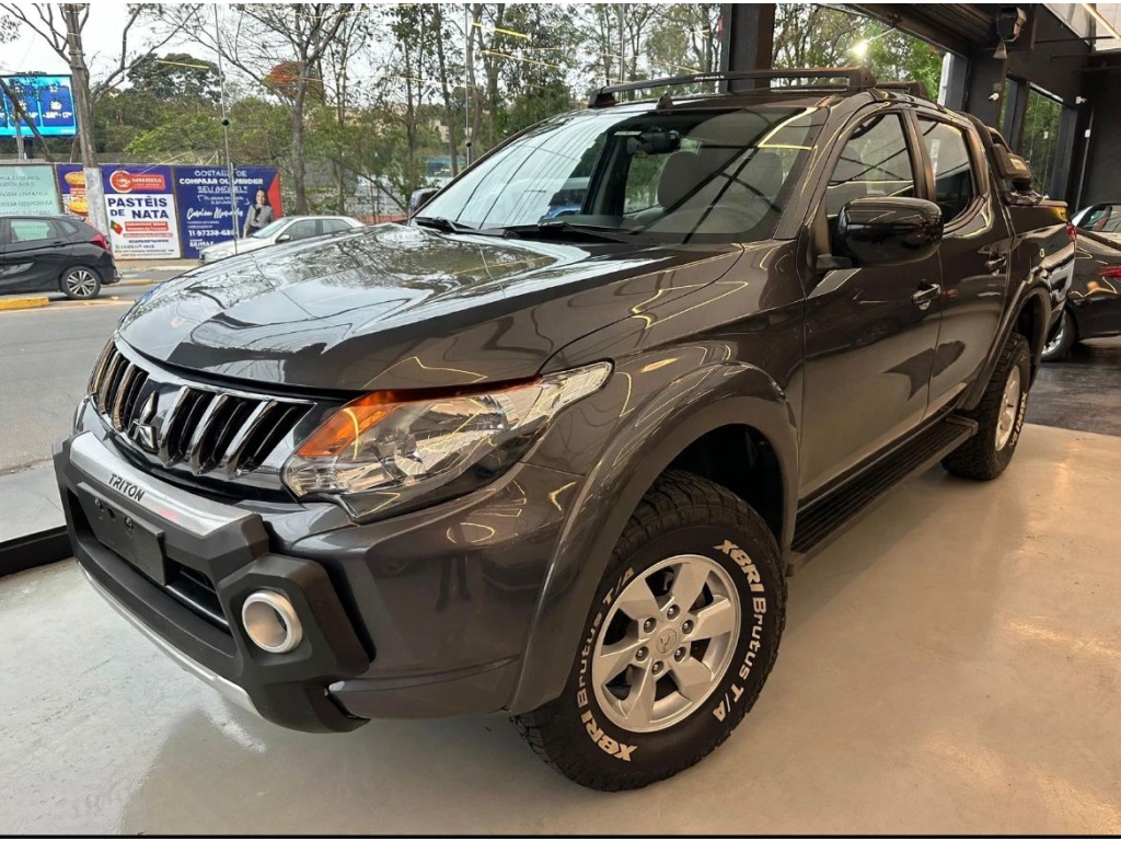 MITSUBISHI L200 TRITON