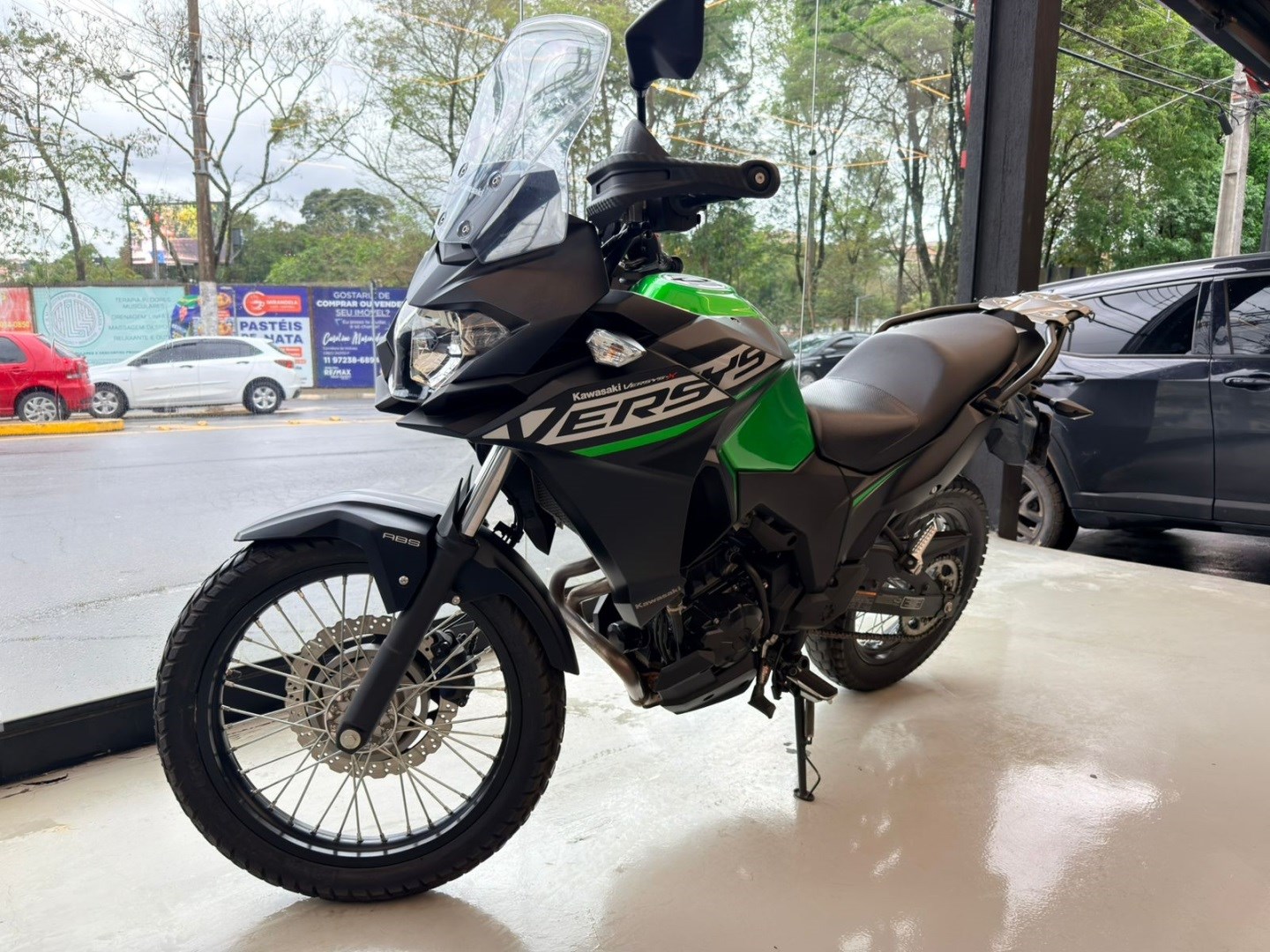 KAWASAKI VERSYS-X 300