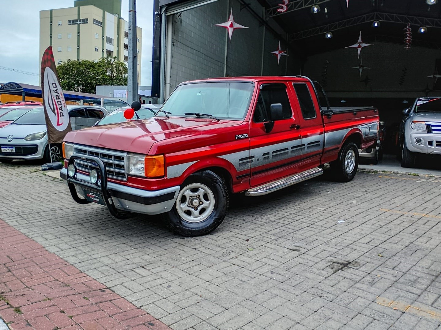 FORD F-1000