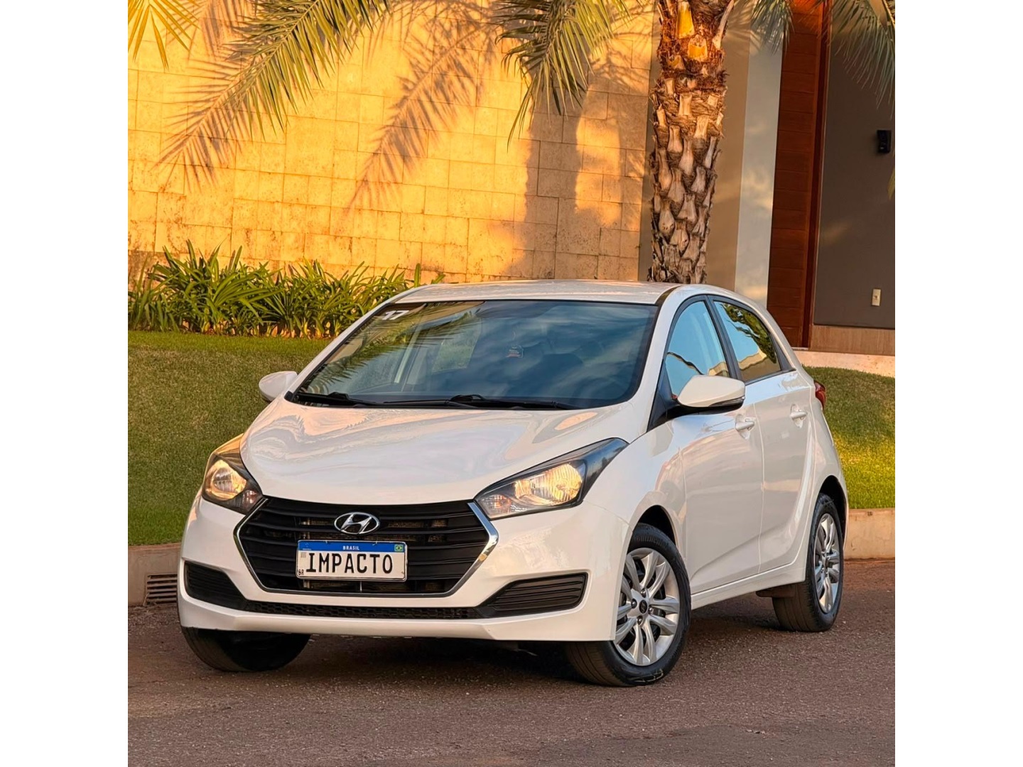 HYUNDAI HB20