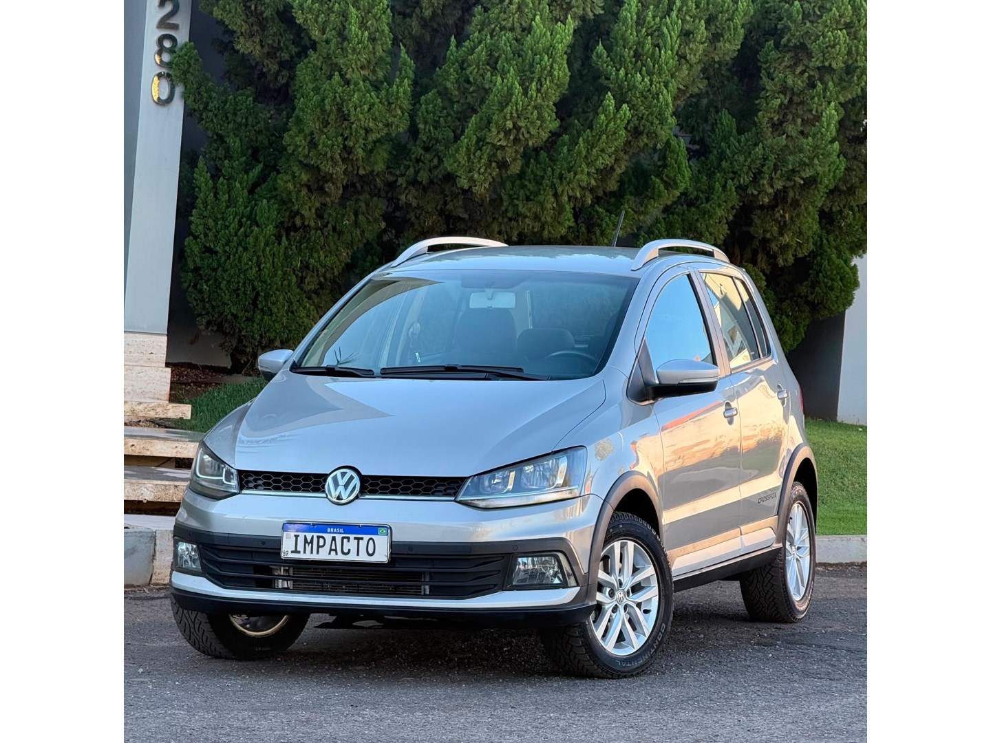 VOLKSWAGEN CROSSFOX