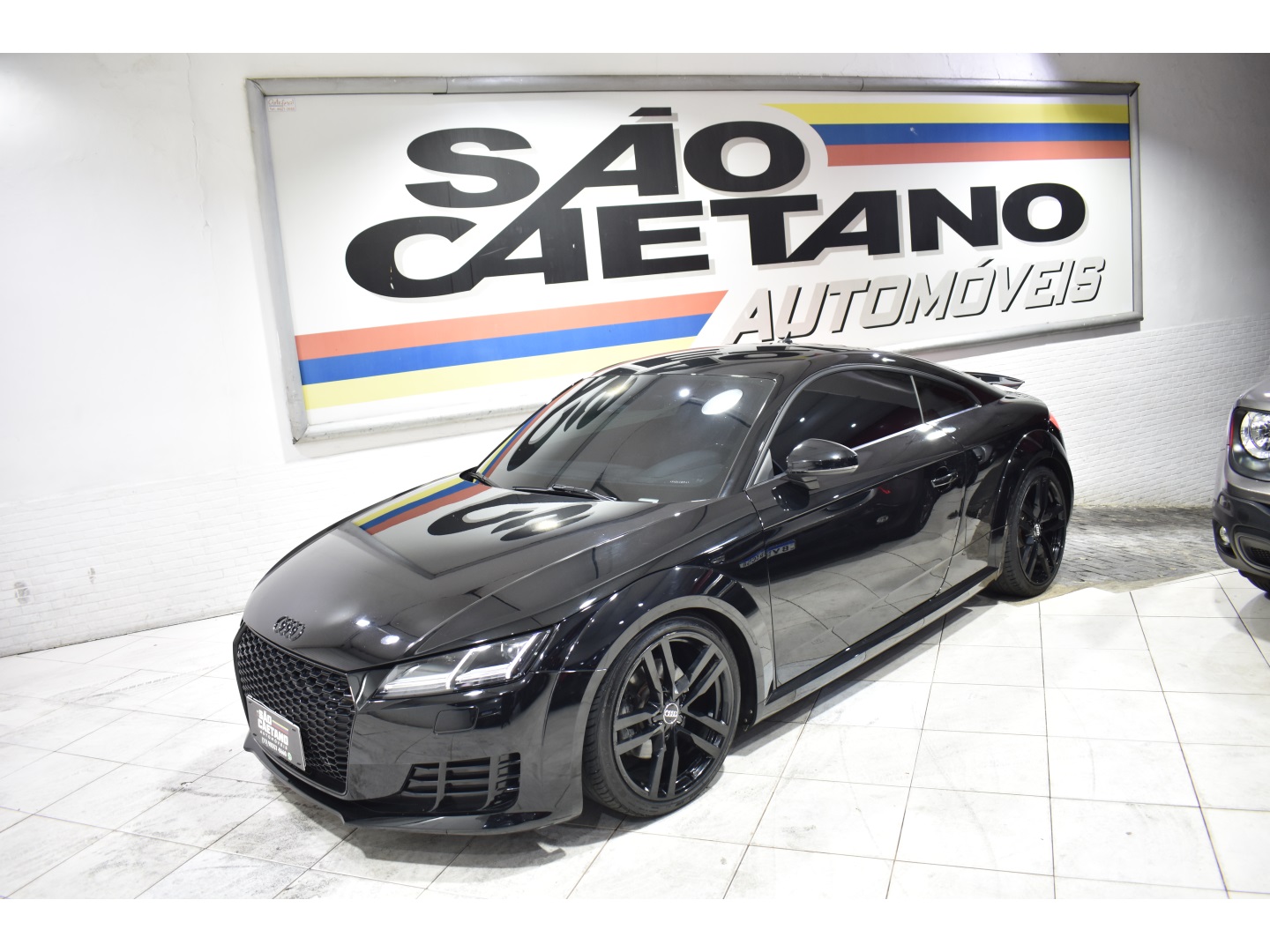 AUDI TT