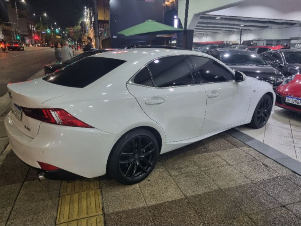 LEXUS IS 250
