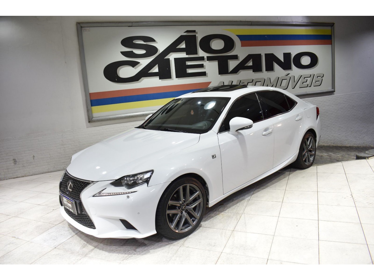 LEXUS IS 250
