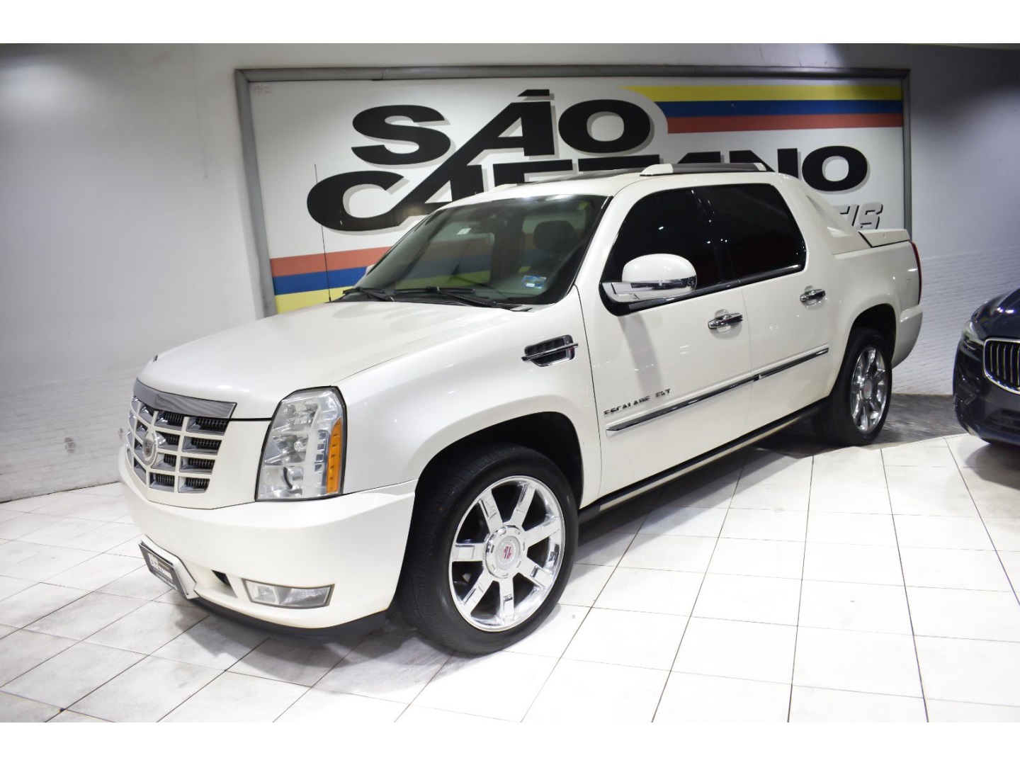 CADILLAC ESCALADE