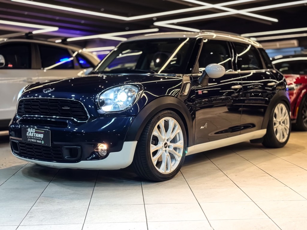 MINI COUNTRYMAN