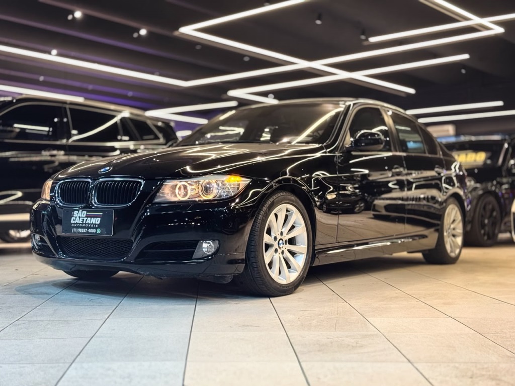 BMW 320i