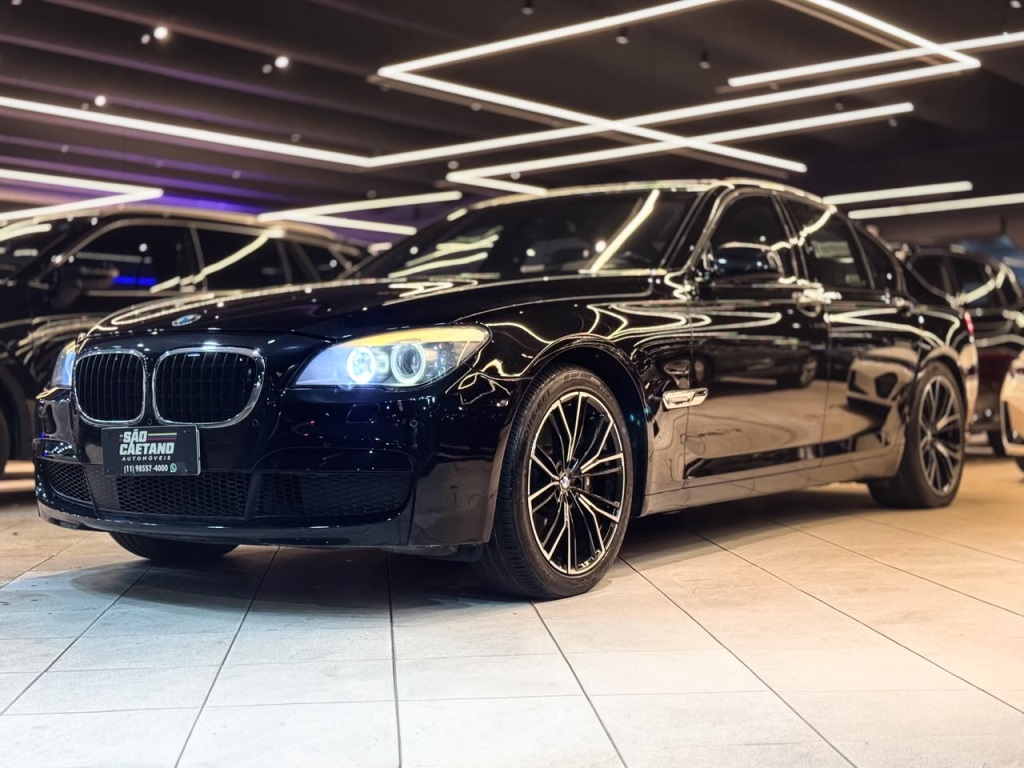 BMW 750i
