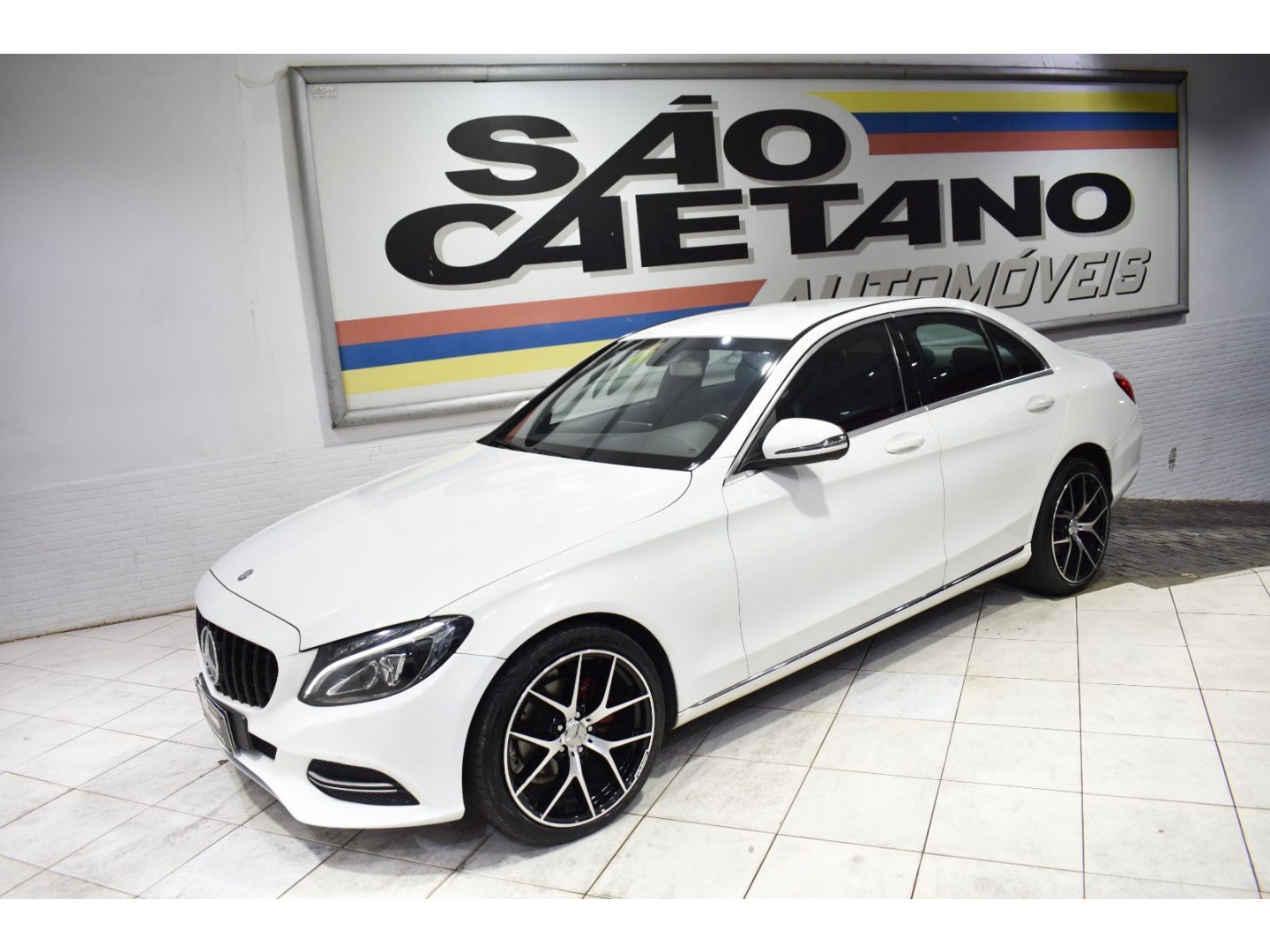 MERCEDES-BENZ C 180