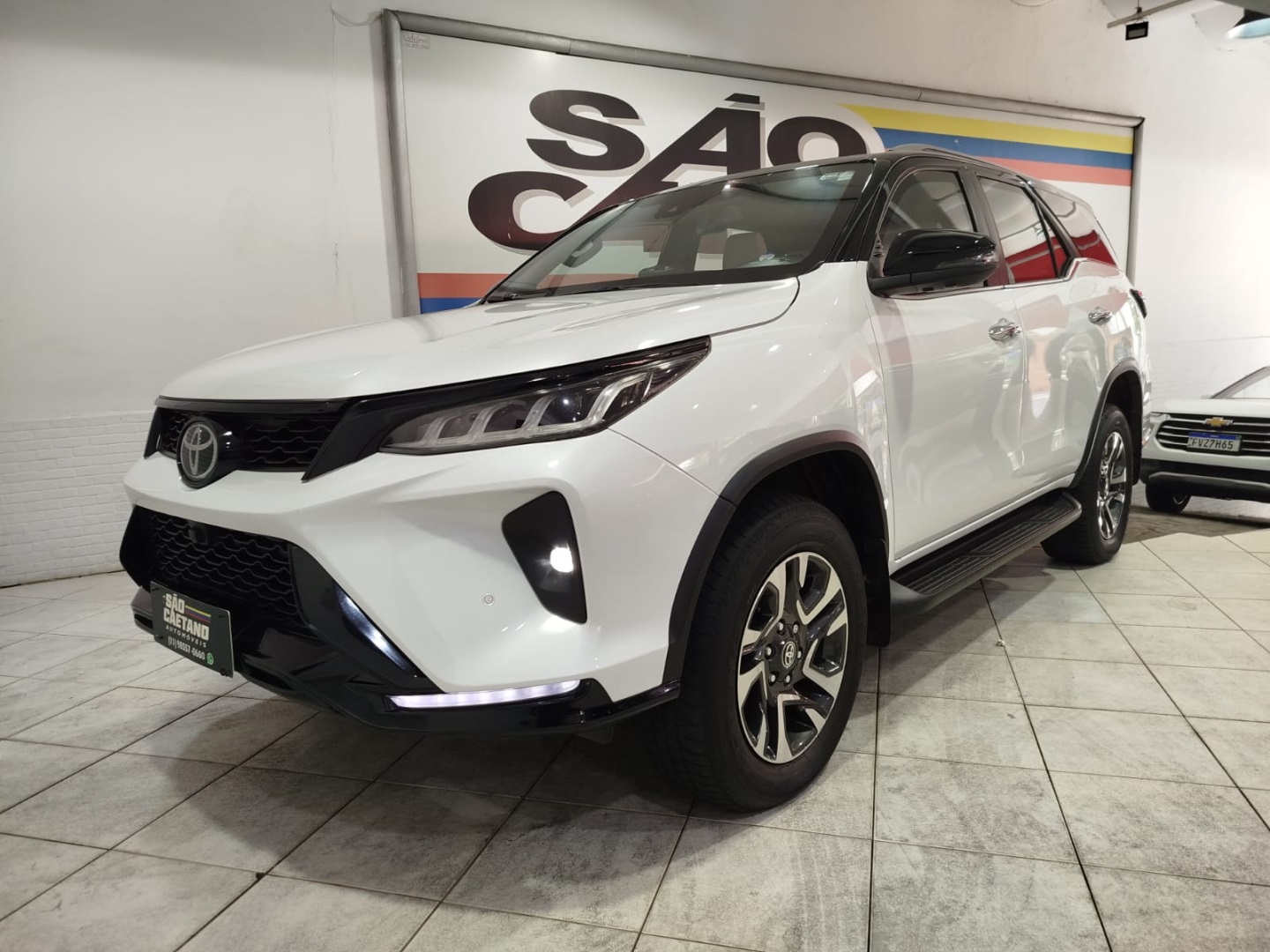 TOYOTA HILUX SW4