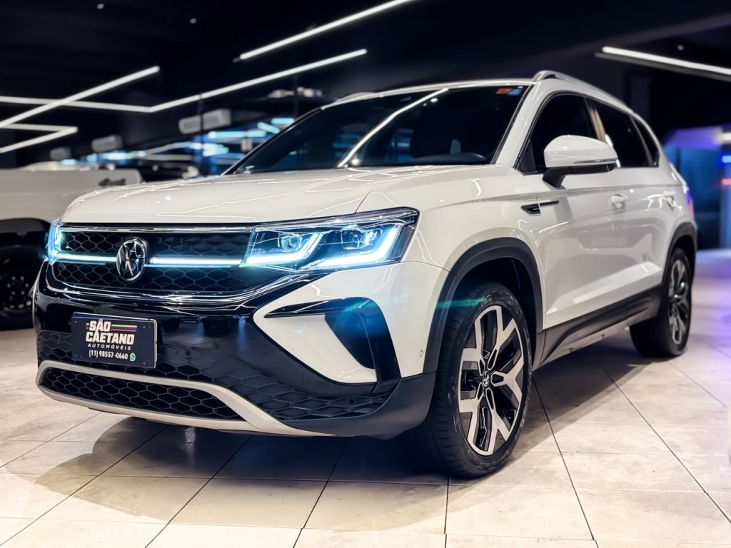 VOLKSWAGEN TAOS