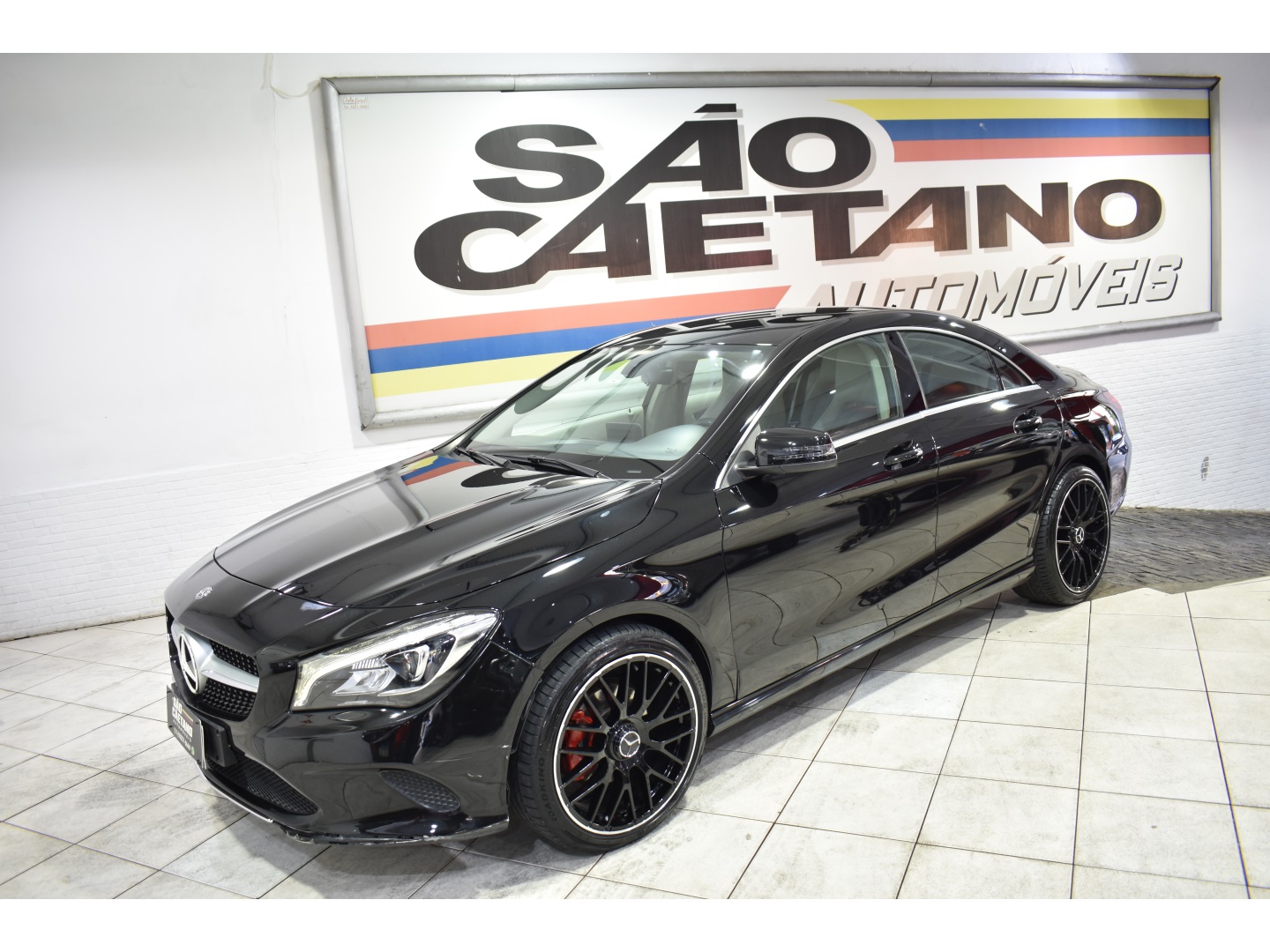 MERCEDES-BENZ CLA 180