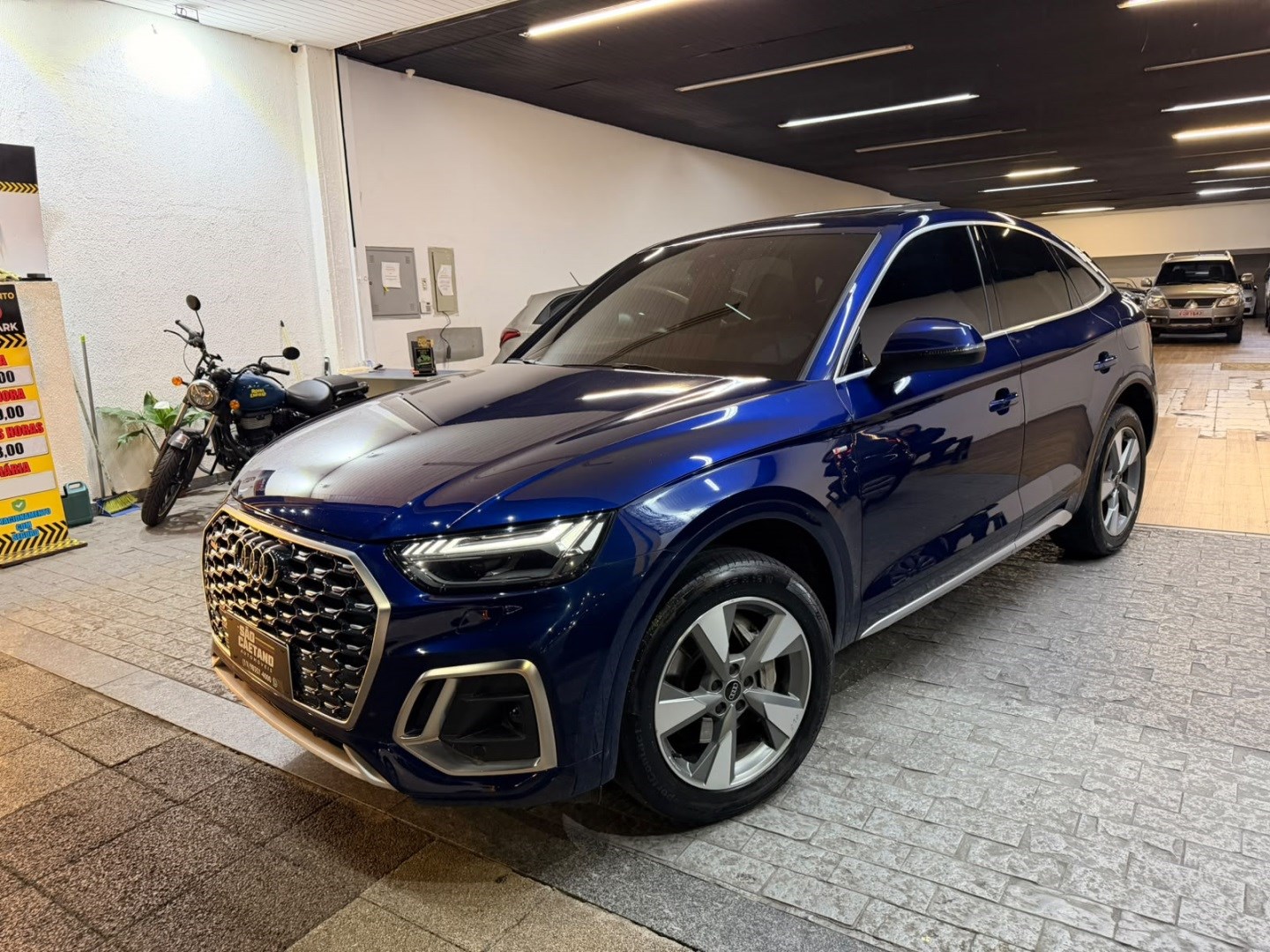 AUDI Q5