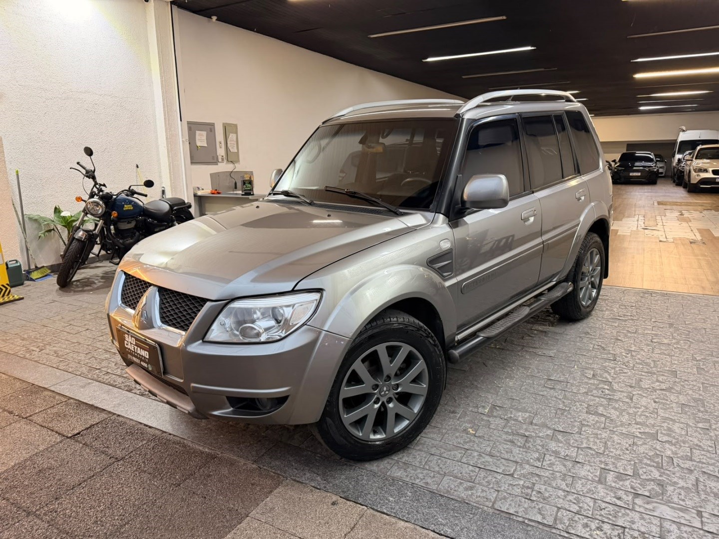 MITSUBISHI PAJERO TR4