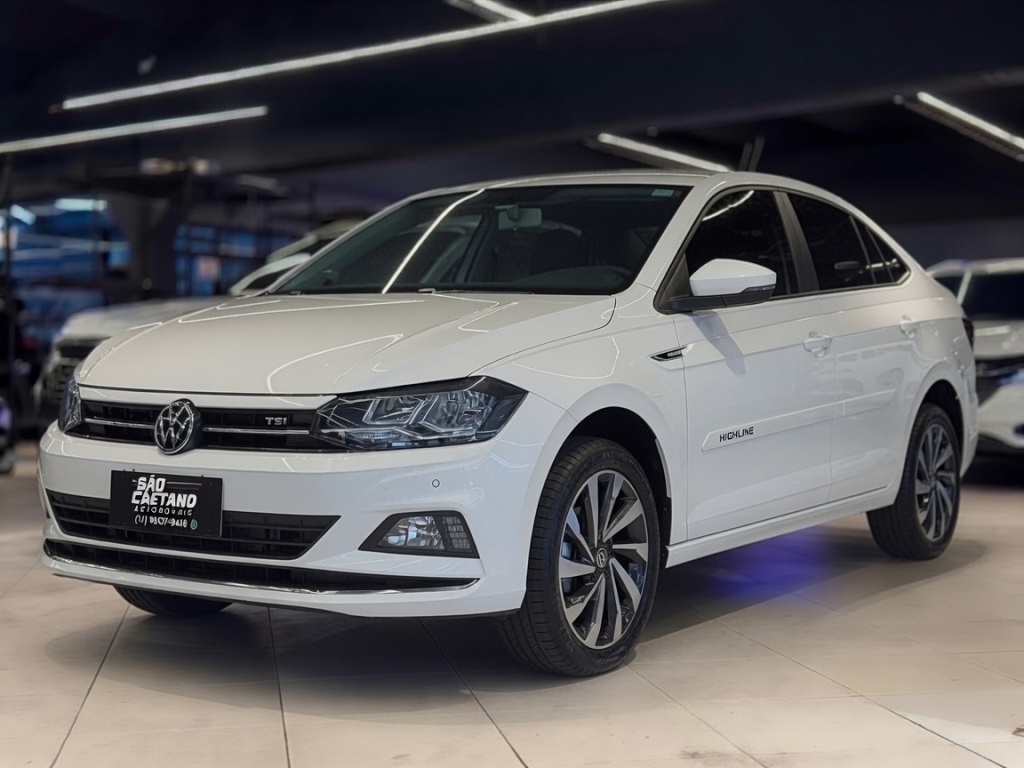 VOLKSWAGEN VIRTUS
