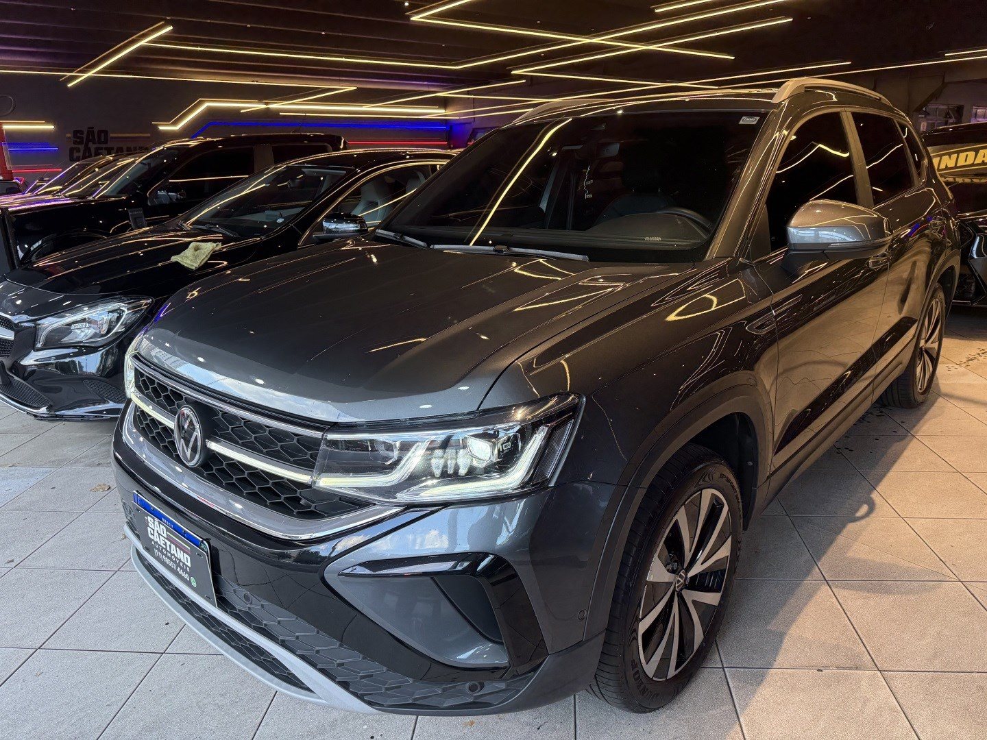 VOLKSWAGEN TAOS