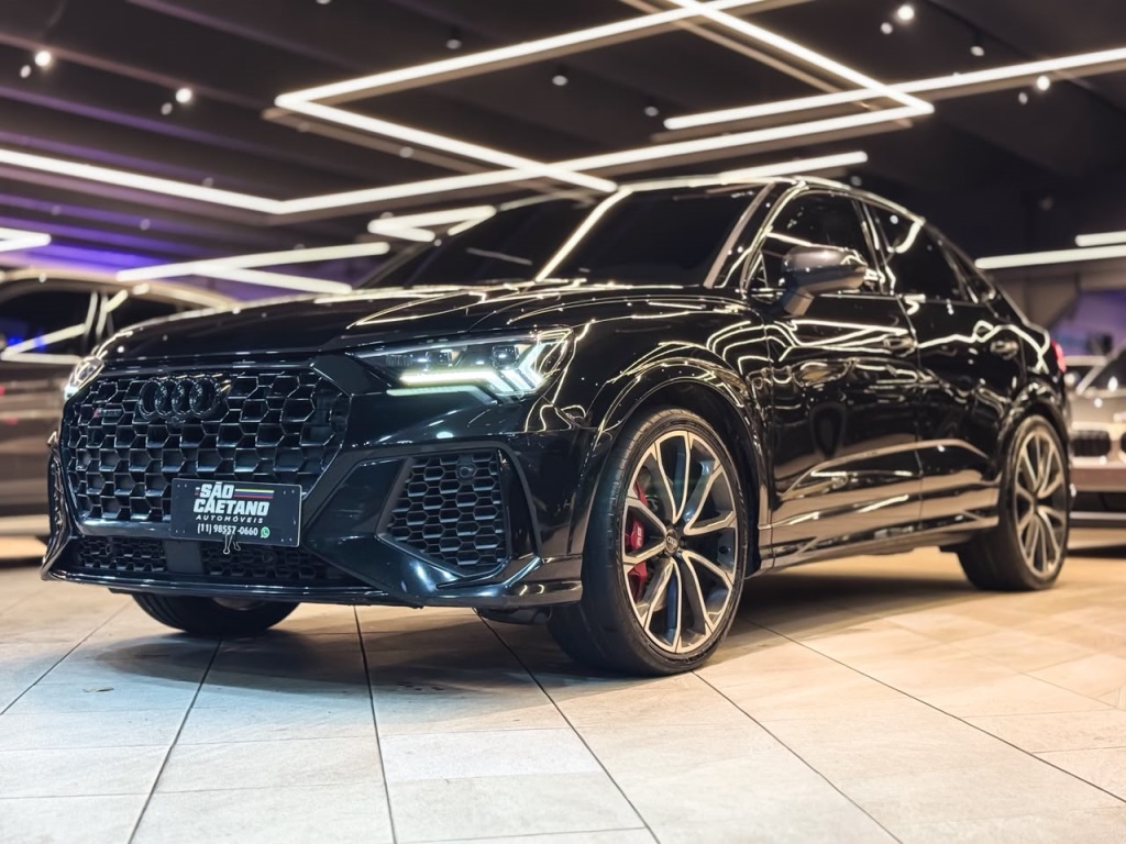 AUDI RS Q3