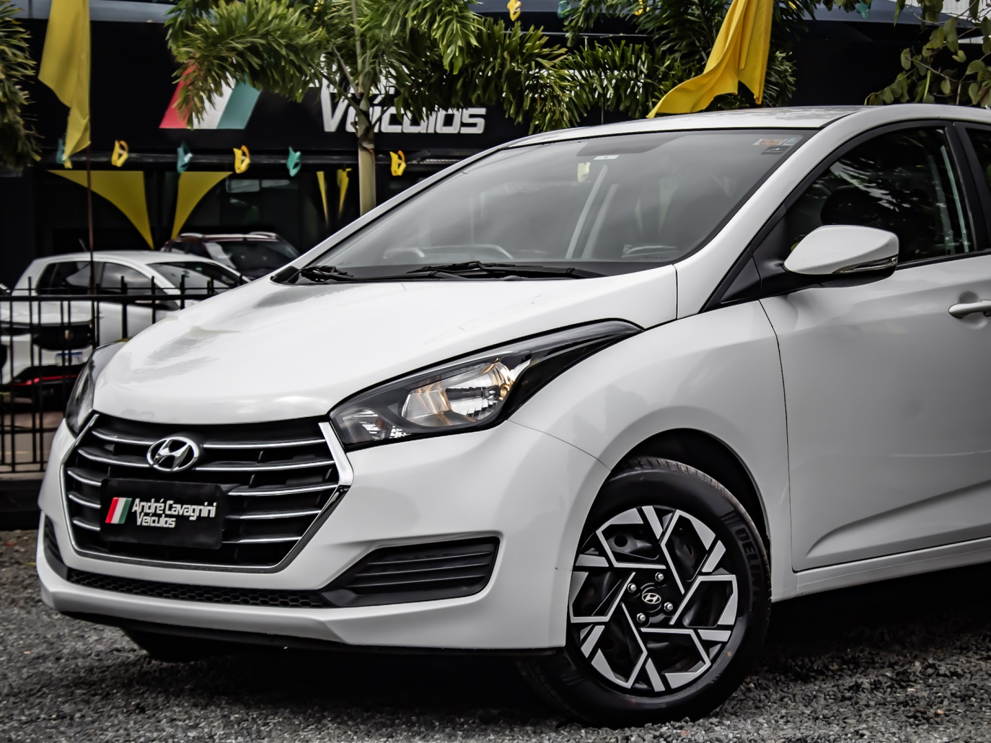 Hyundai HB20S 1.6 Comfort Plus 16V Flex 4P Manual - foto 2