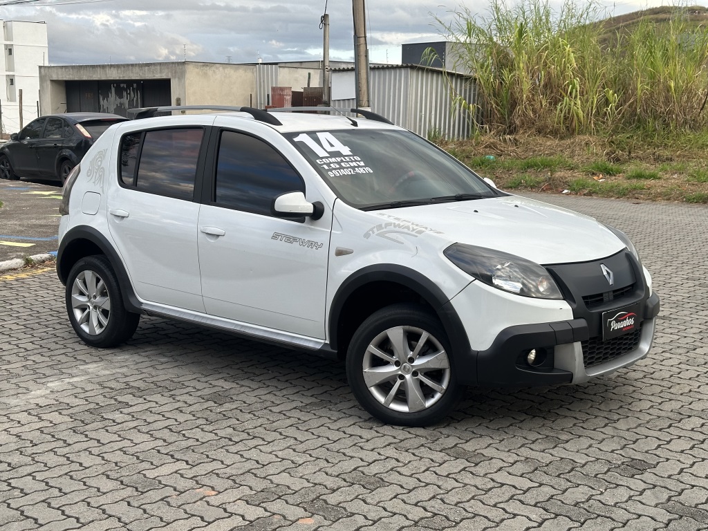 RENAULT SANDERO