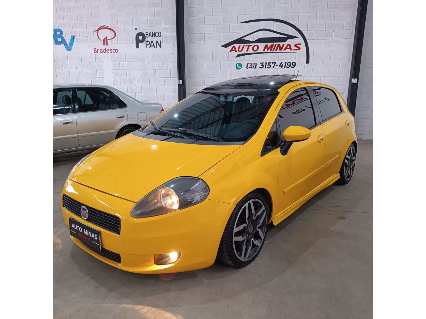 FIAT PUNTO 1.8 SPORTING 8V FLEX 4P MANUAL