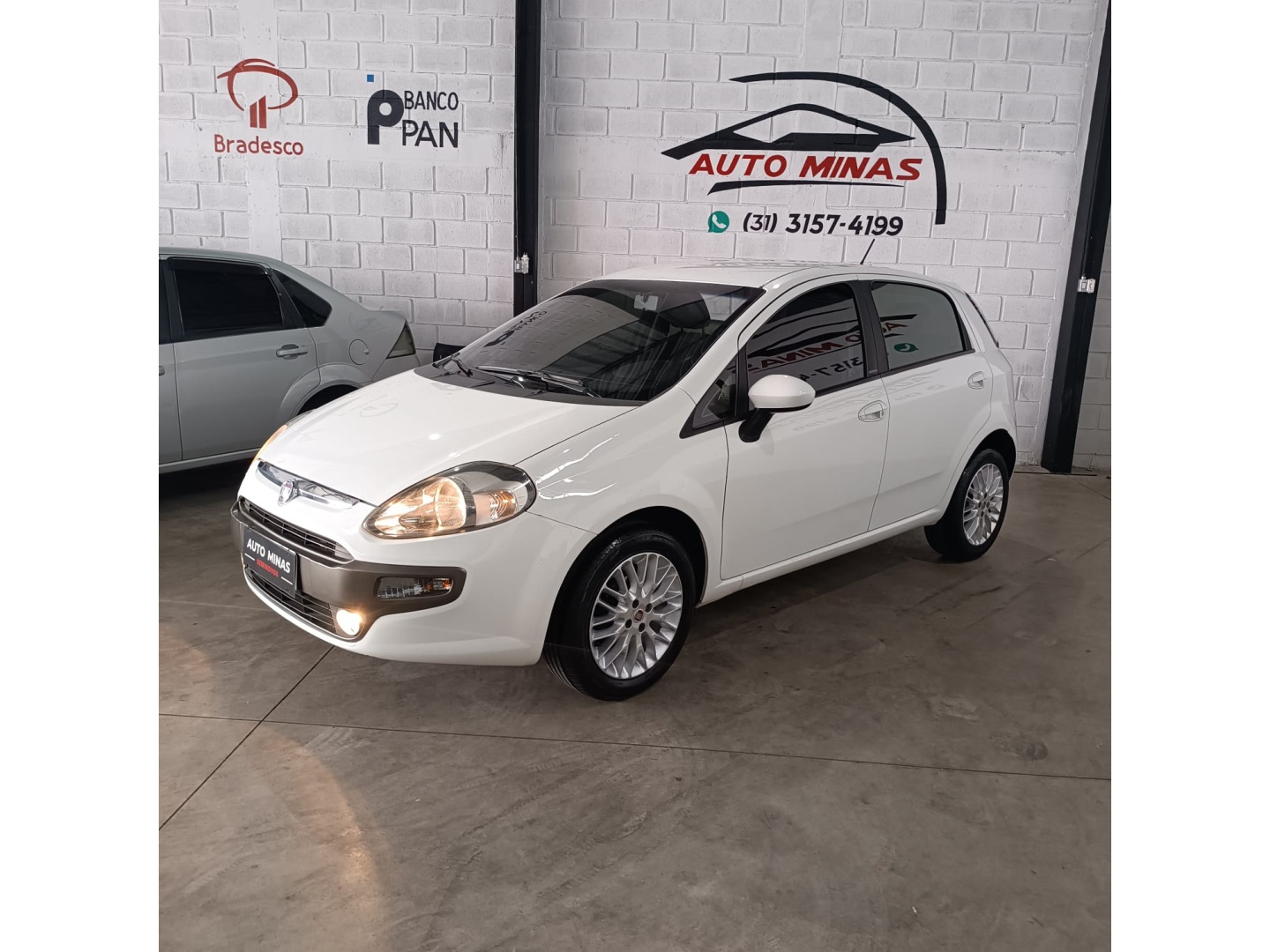 FIAT PUNTO 1.6 ESSENCE 16V FLEX 4P MANUAL