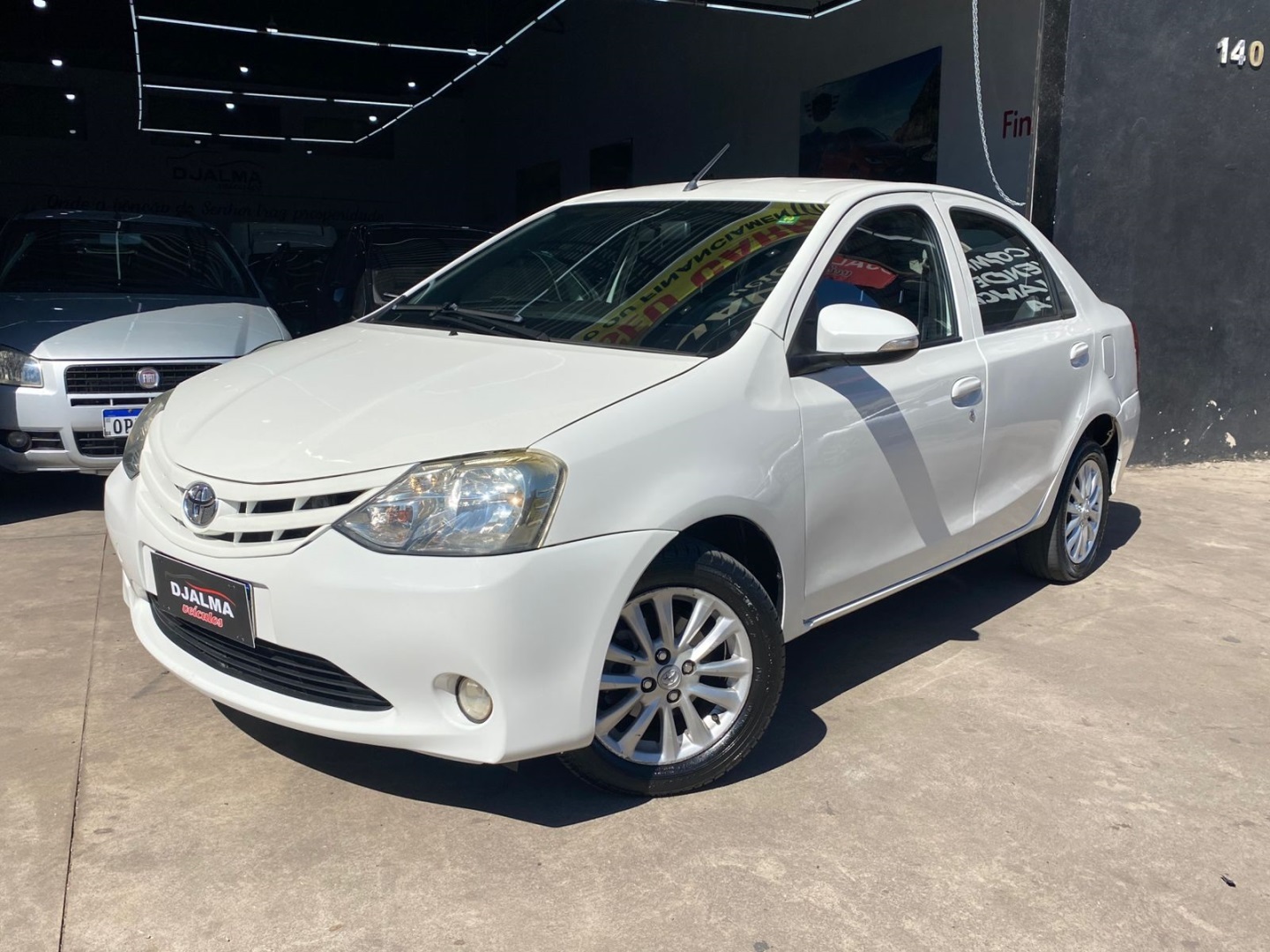 TOYOTA ETIOS