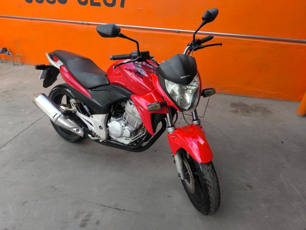 HONDA CB 300R