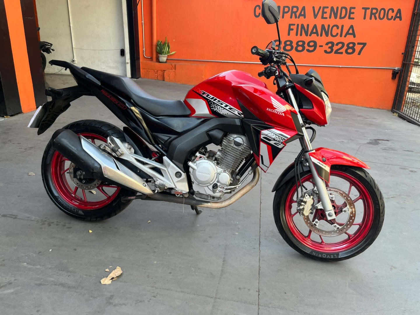 HONDA CB TWISTER