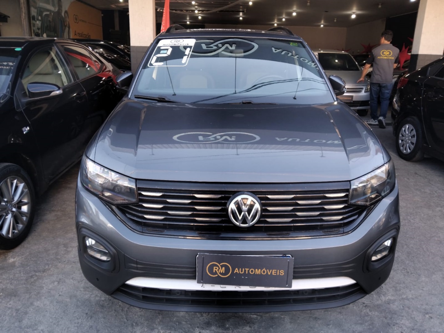 VOLKSWAGEN T-CROSS