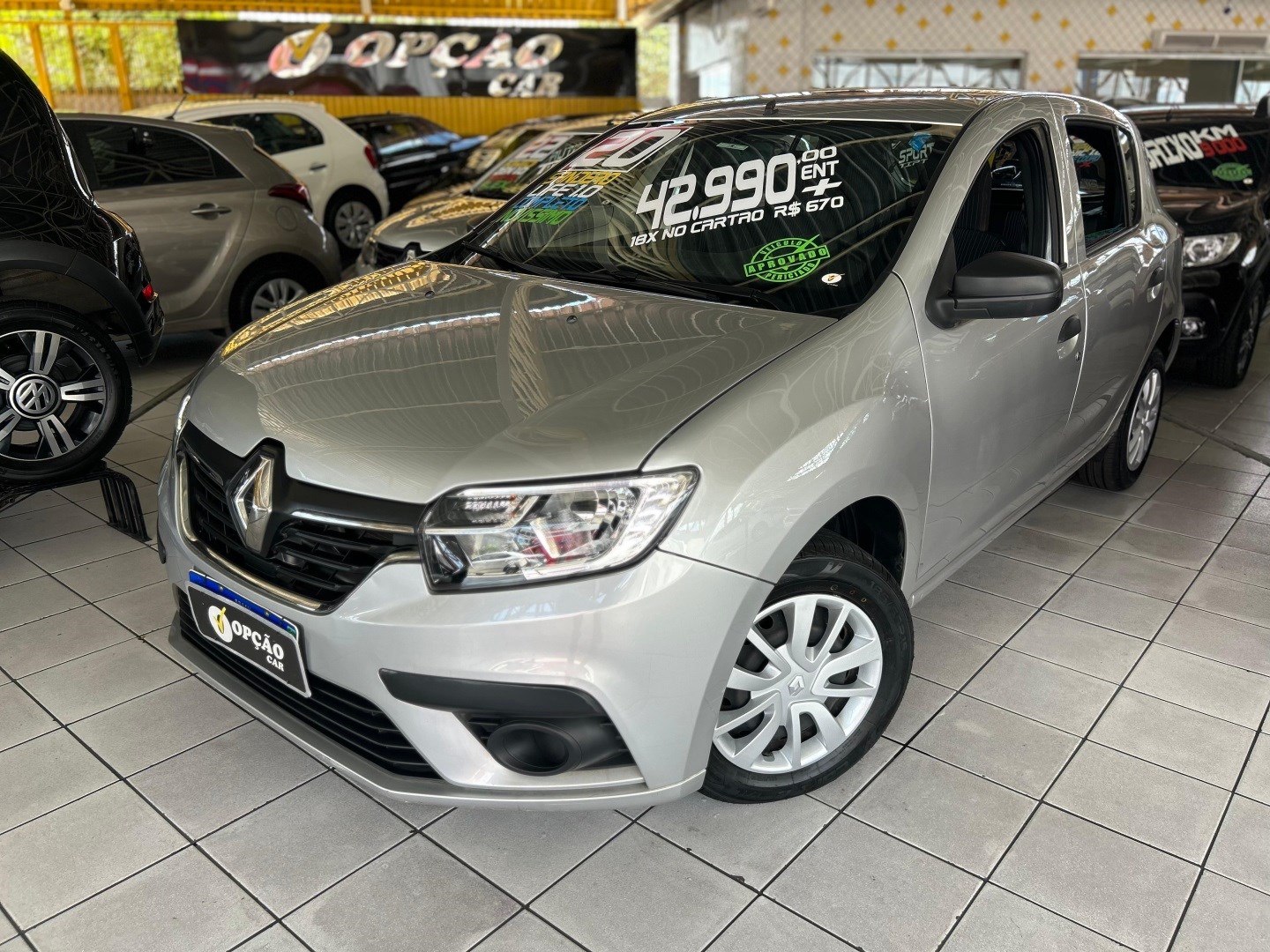 RENAULT SANDERO