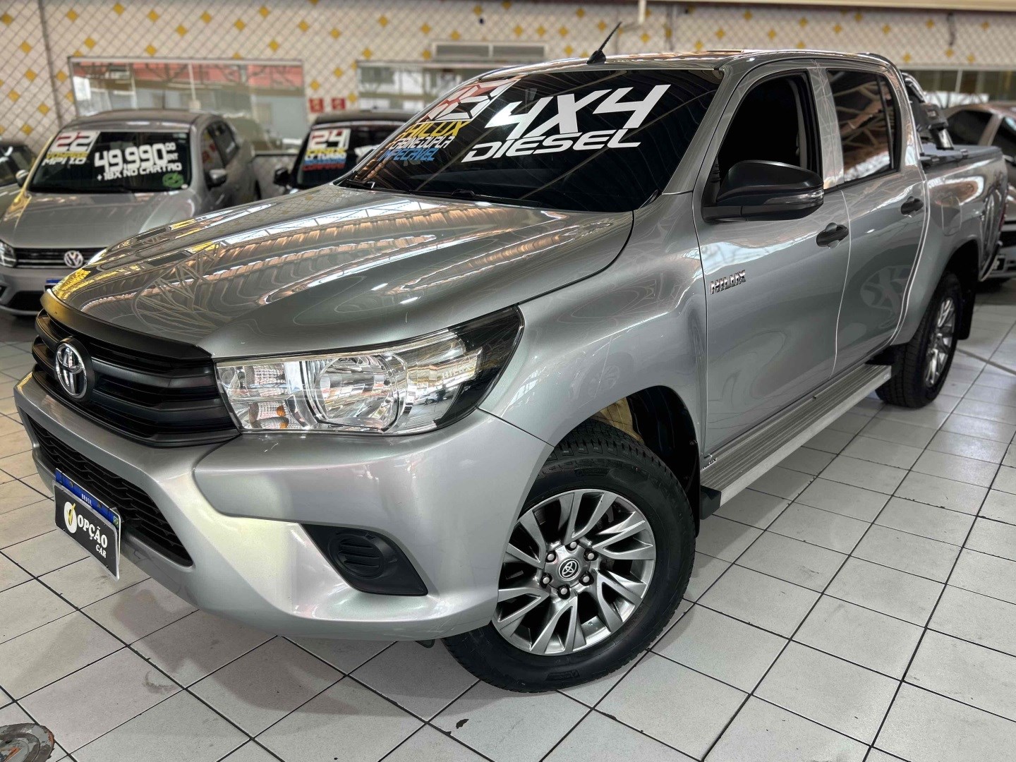TOYOTA HILUX