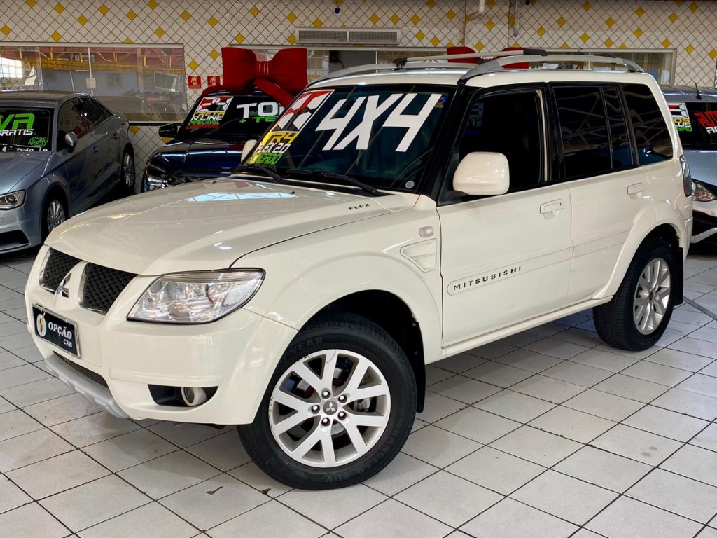 MITSUBISHI PAJERO TR4