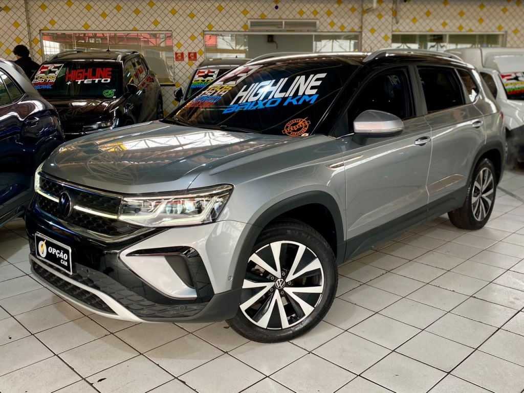 VOLKSWAGEN TAOS