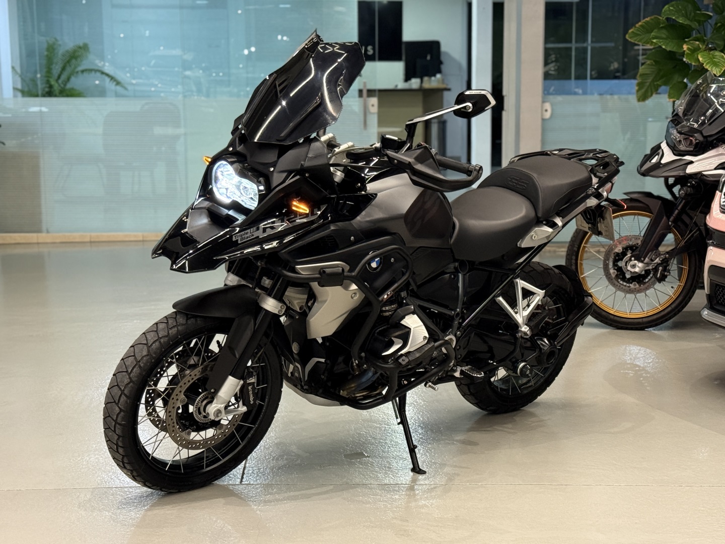 BMW R 1250 GS PREMIUM TRIPLE BLACK 719