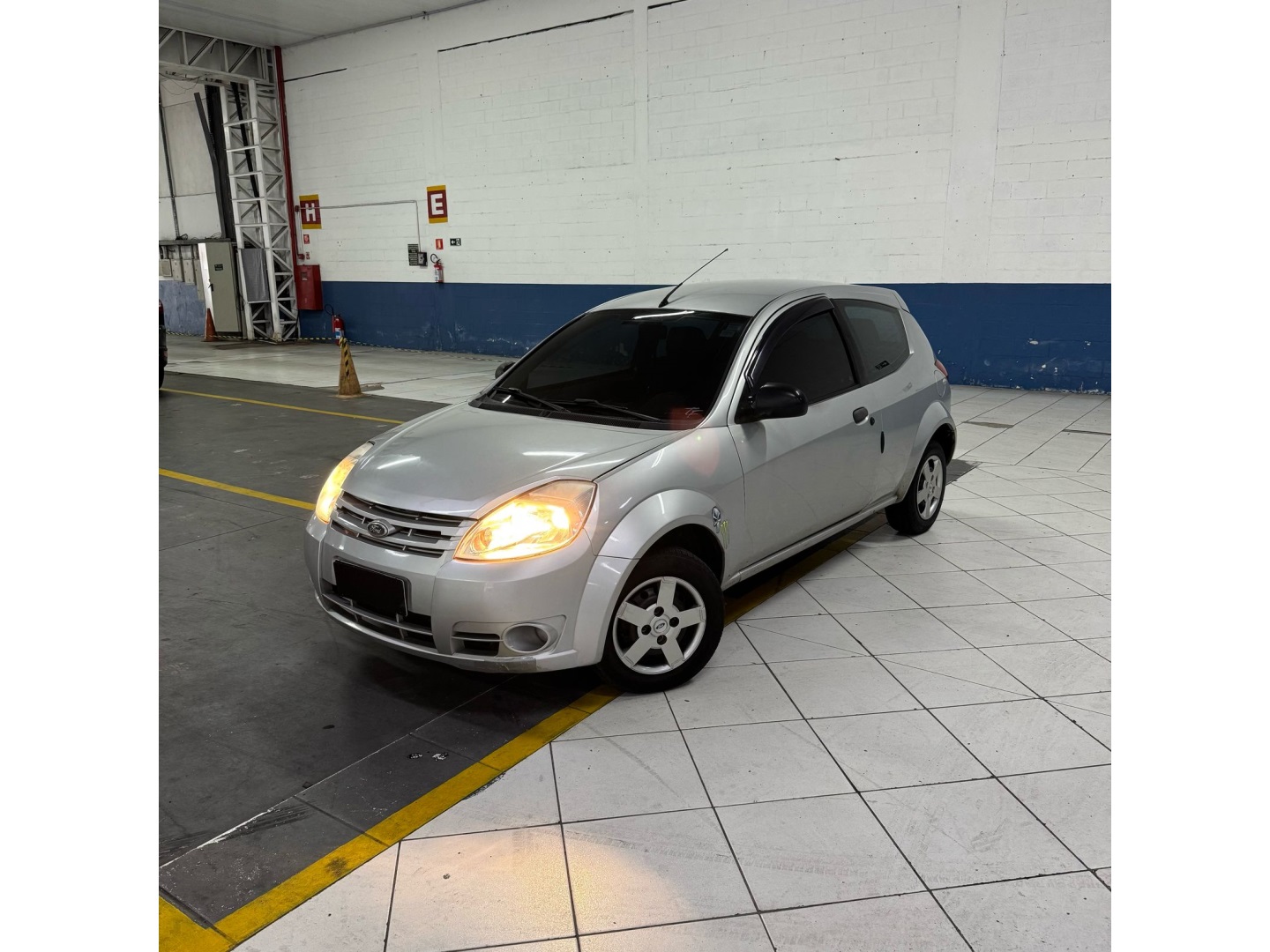 FORD KA
