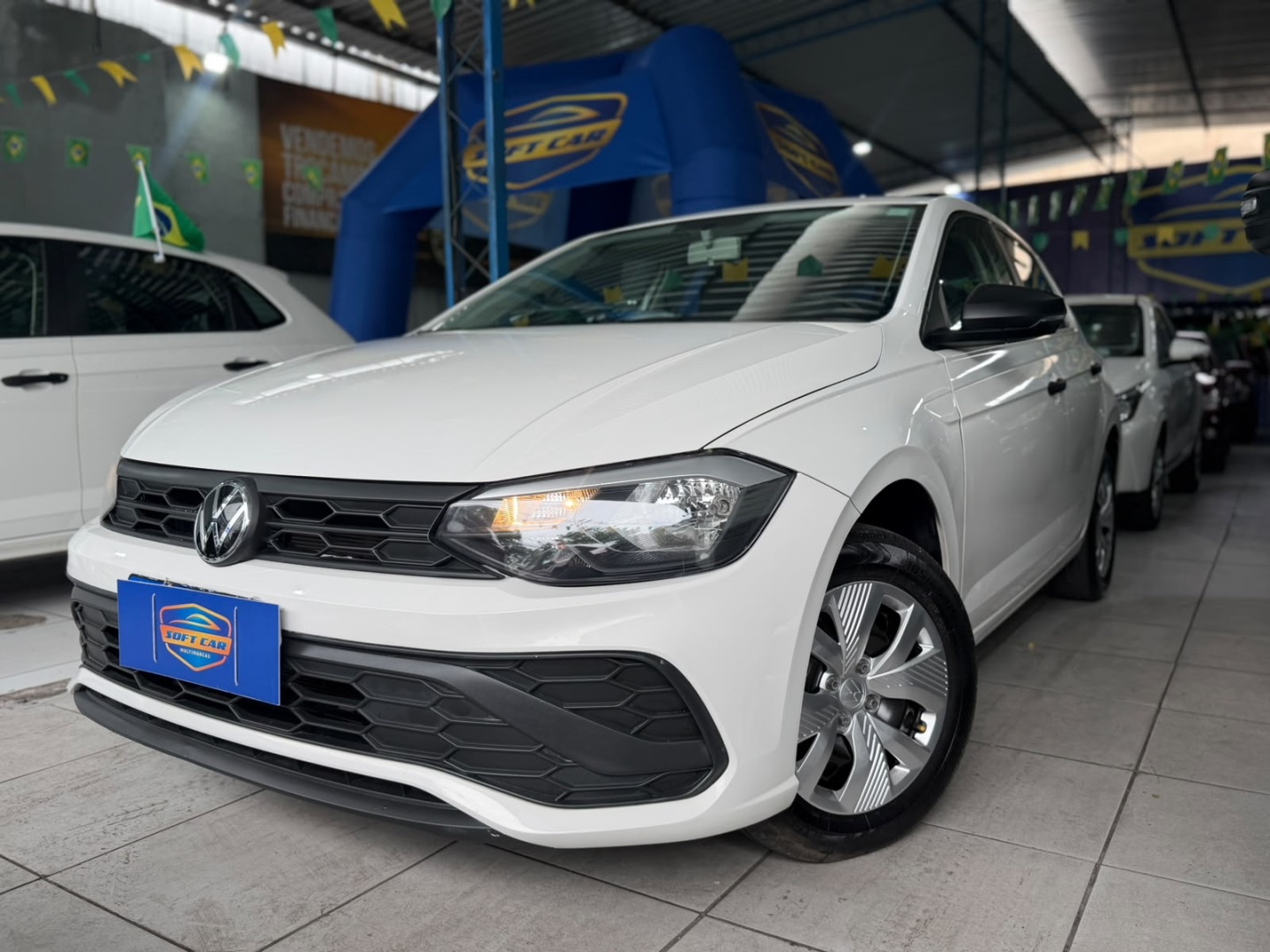 VOLKSWAGEN POLO