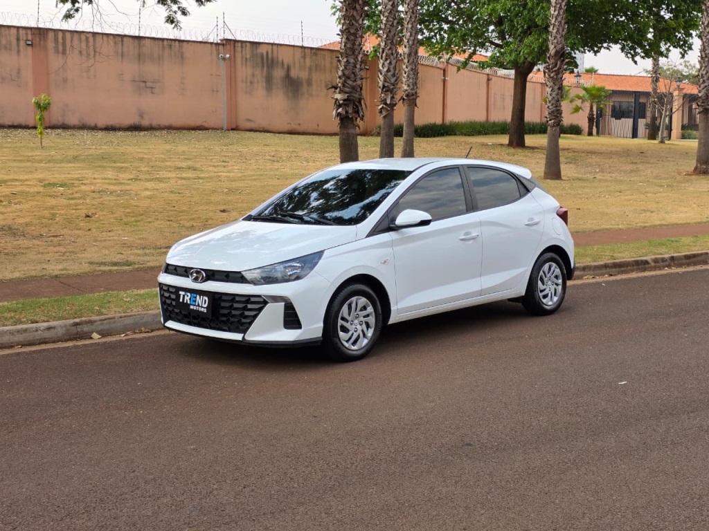HYUNDAI HB20