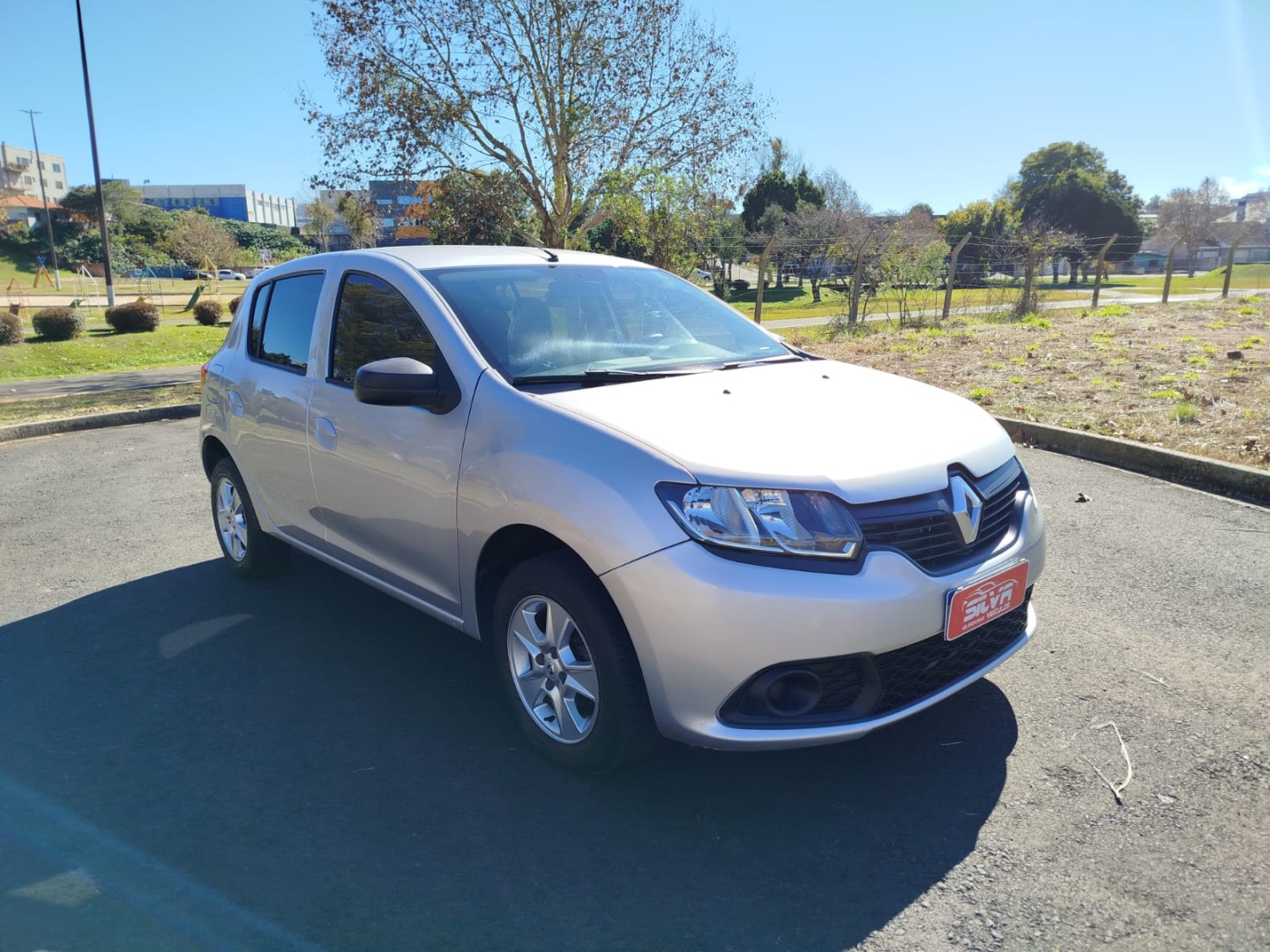 RENAULT SANDERO