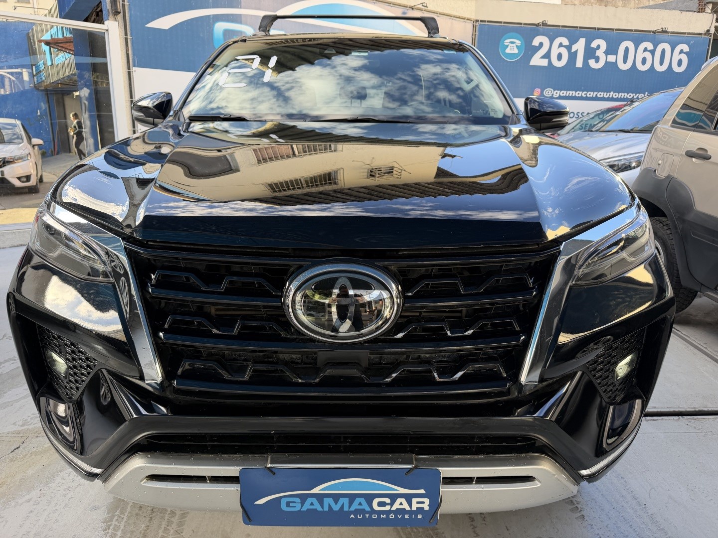 TOYOTA HILUX SW4