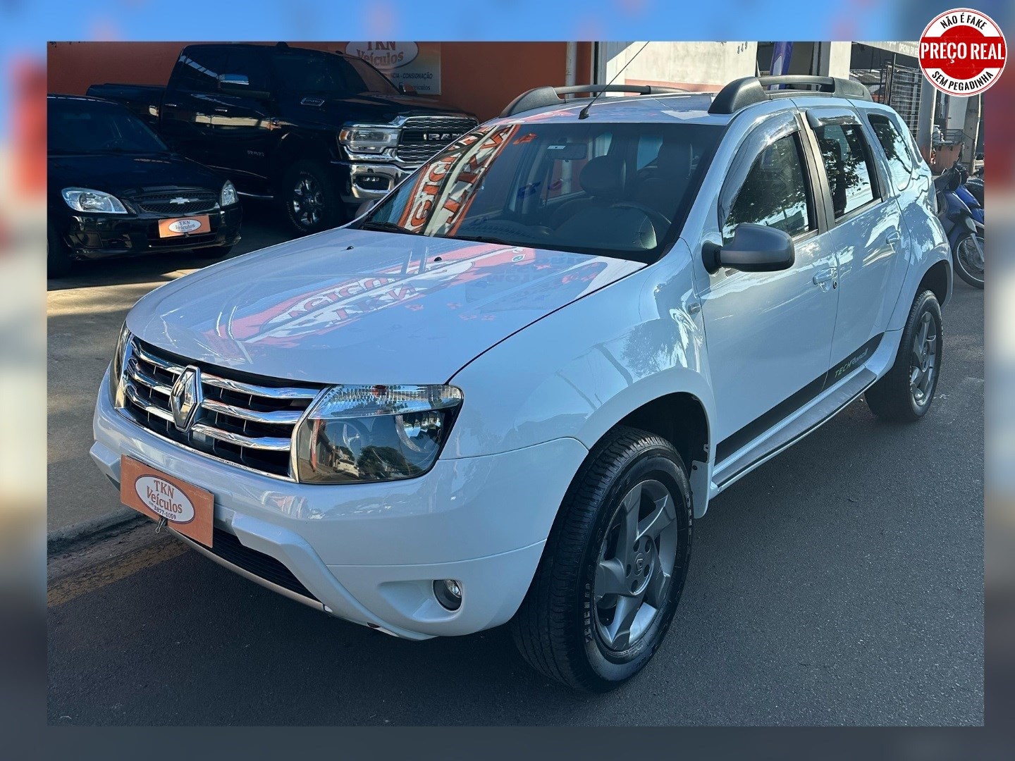 RENAULT DUSTER