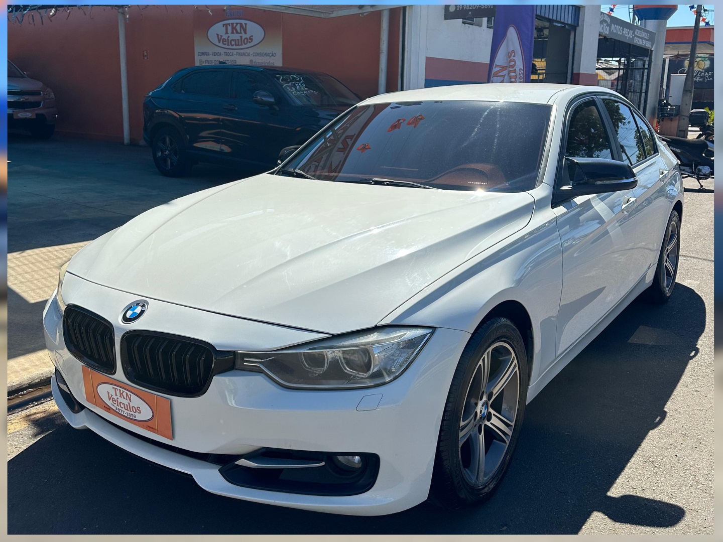 BMW 320i