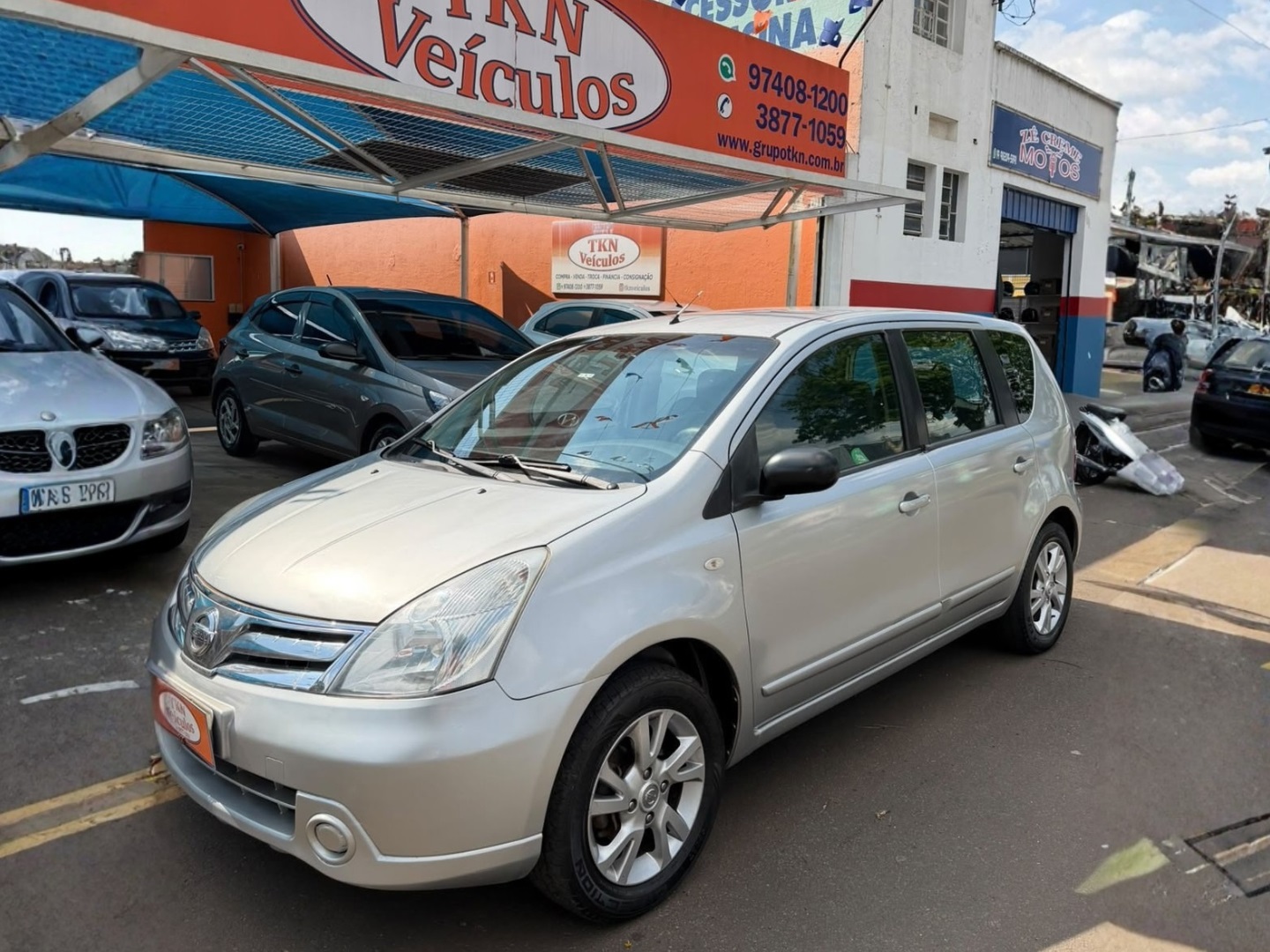 NISSAN LIVINA