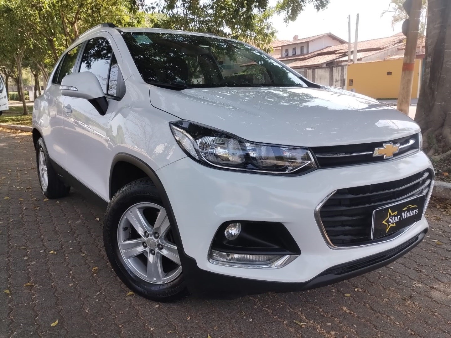 CHEVROLET TRACKER
