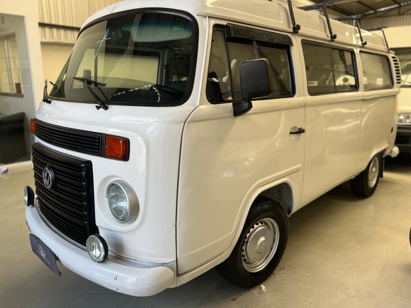 VOLKSWAGEN KOMBI