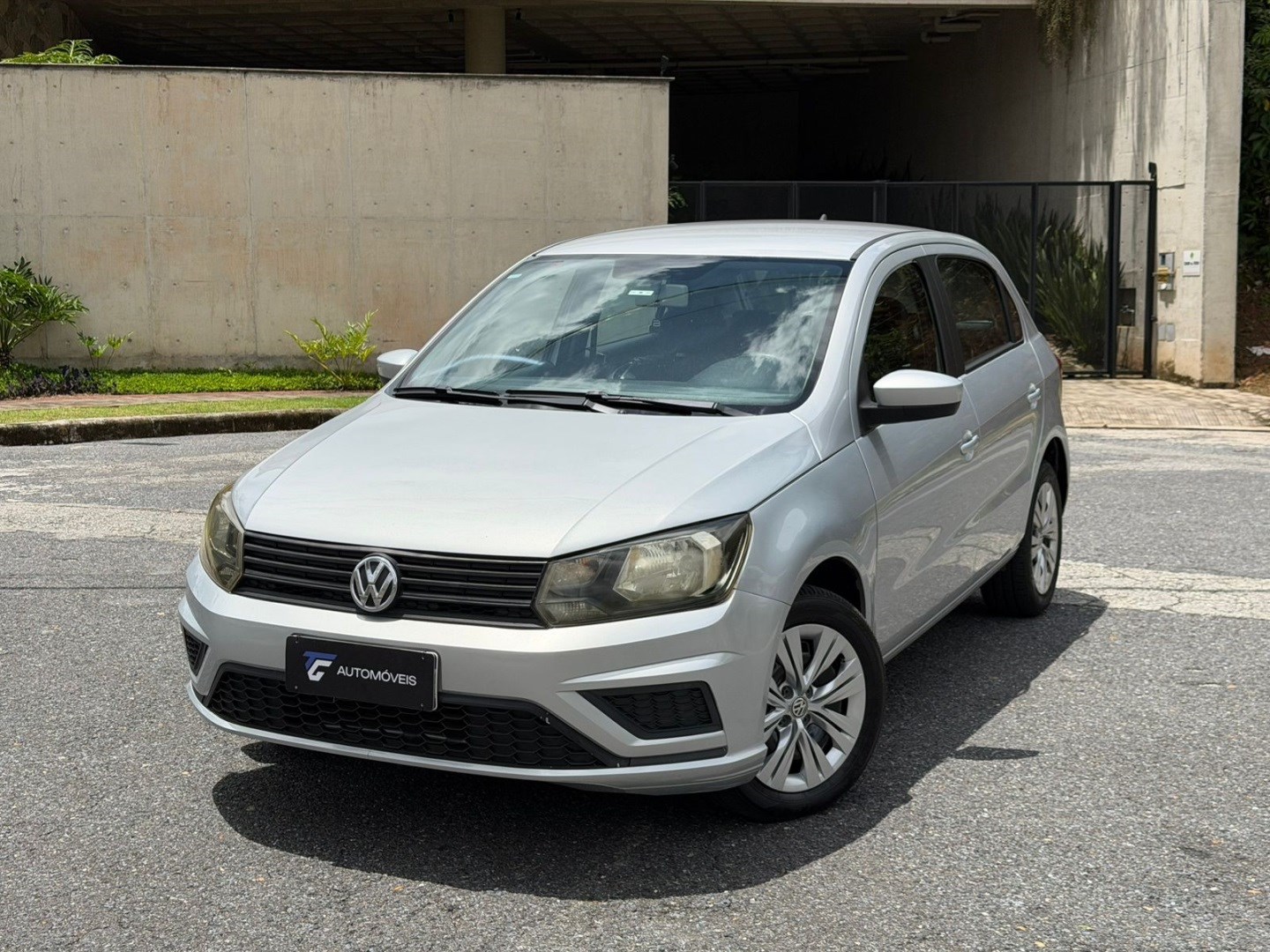 VOLKSWAGEN GOL