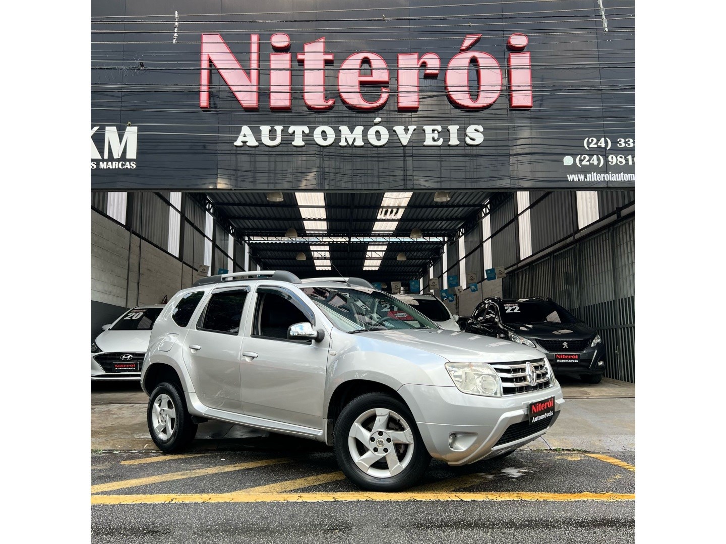 RENAULT DUSTER