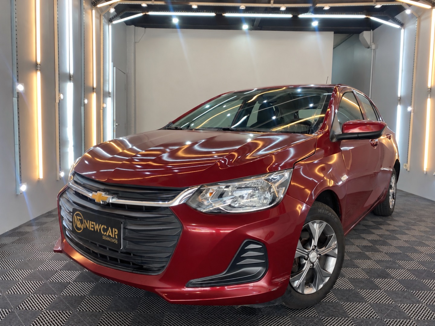 Chevrolet Onix 1.0 Flex Manual - foto 2