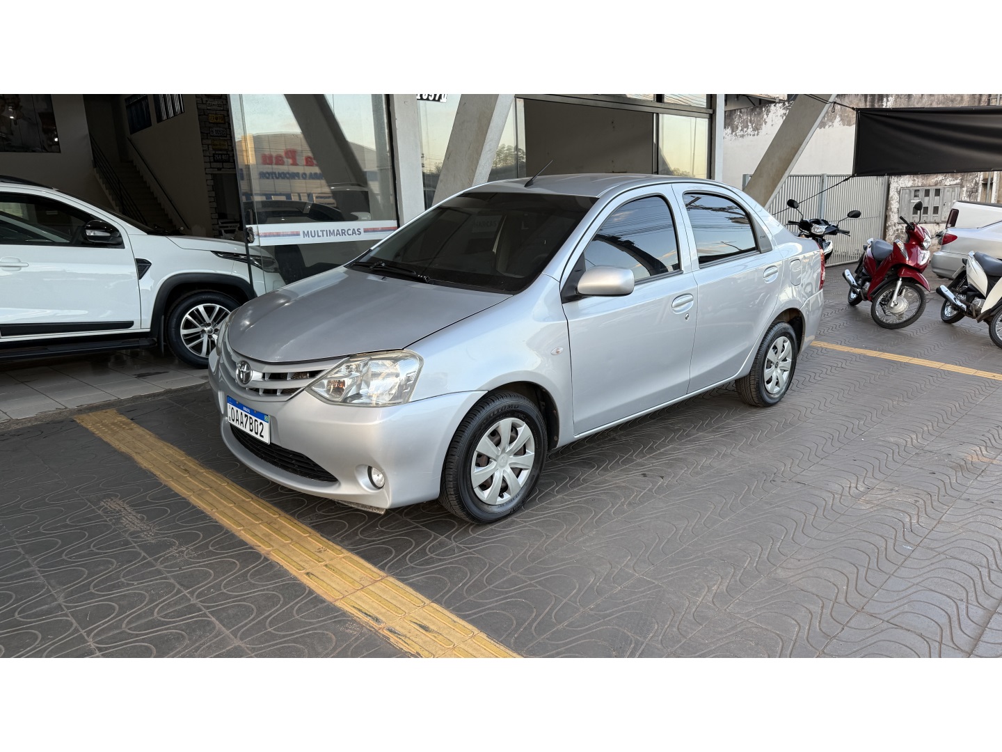 TOYOTA ETIOS